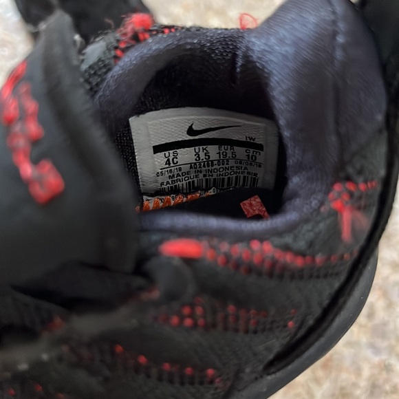 Nike lebron 16 fresh bred - EUC- size 4C - Picture 8 of 15